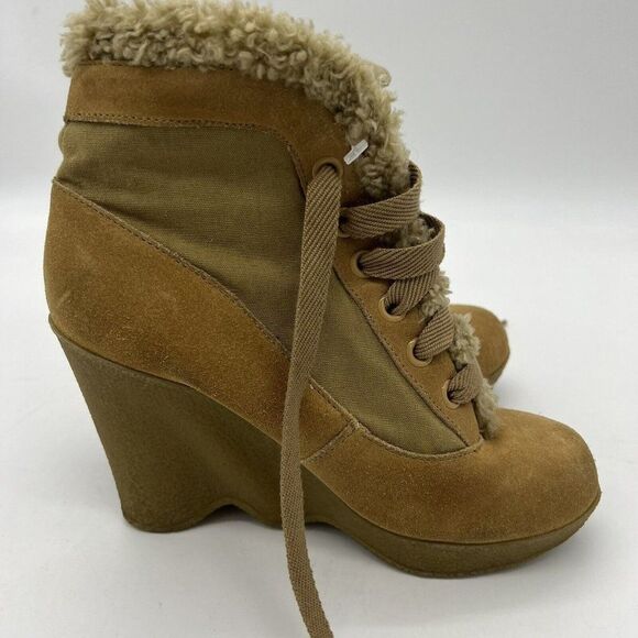 Betsey Johnson Shoes - Betseyville Tan Platform Lace up Leather Boots 7.5